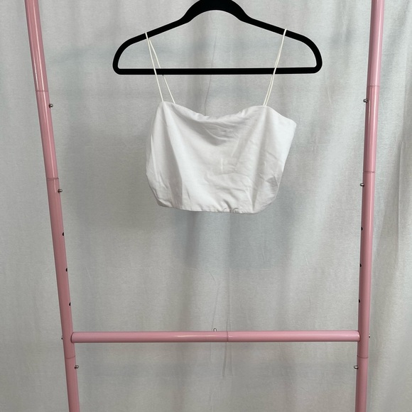 NWT Showpo White Cropped Tank size 8 - Picture 1 of 3
